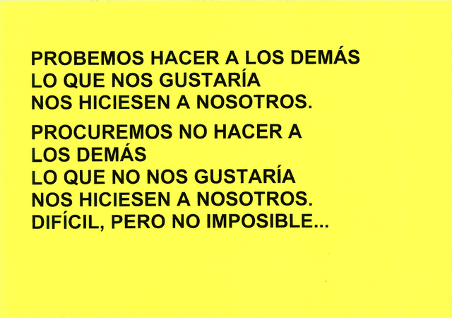 Fondo amarillo con texto en español: 