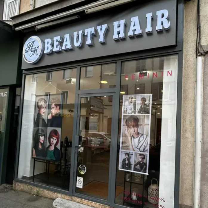 Façade du salon de coiffure AM Beauty Hair
