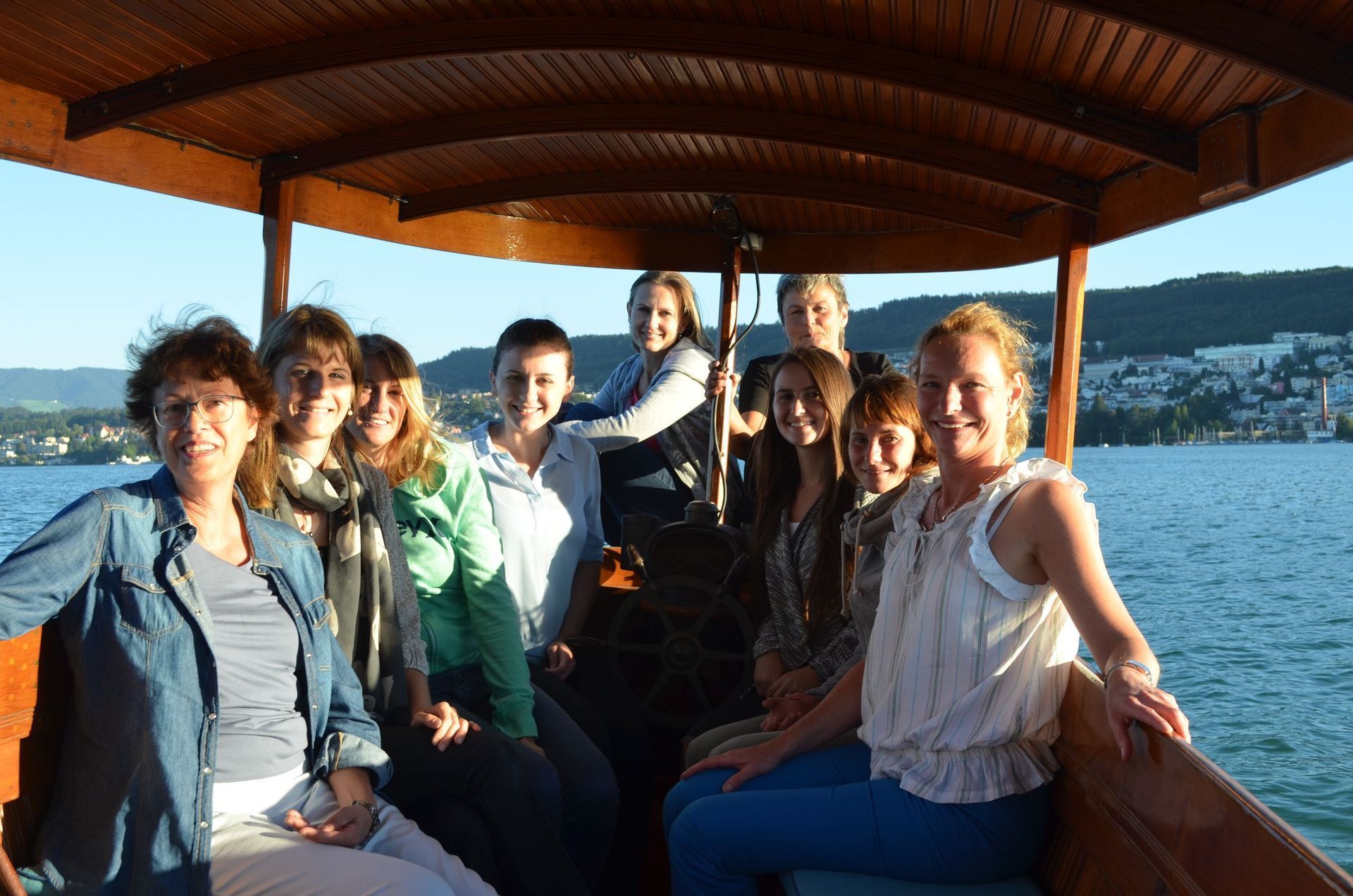 Botsausflug- Praxis Schindellegi Zahnärztinnen