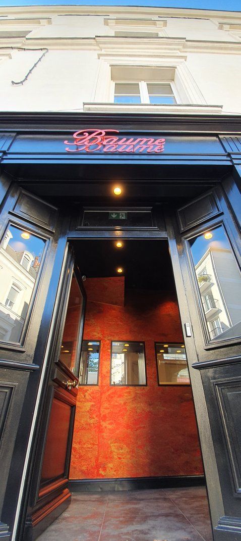 Façade rénovée peinture