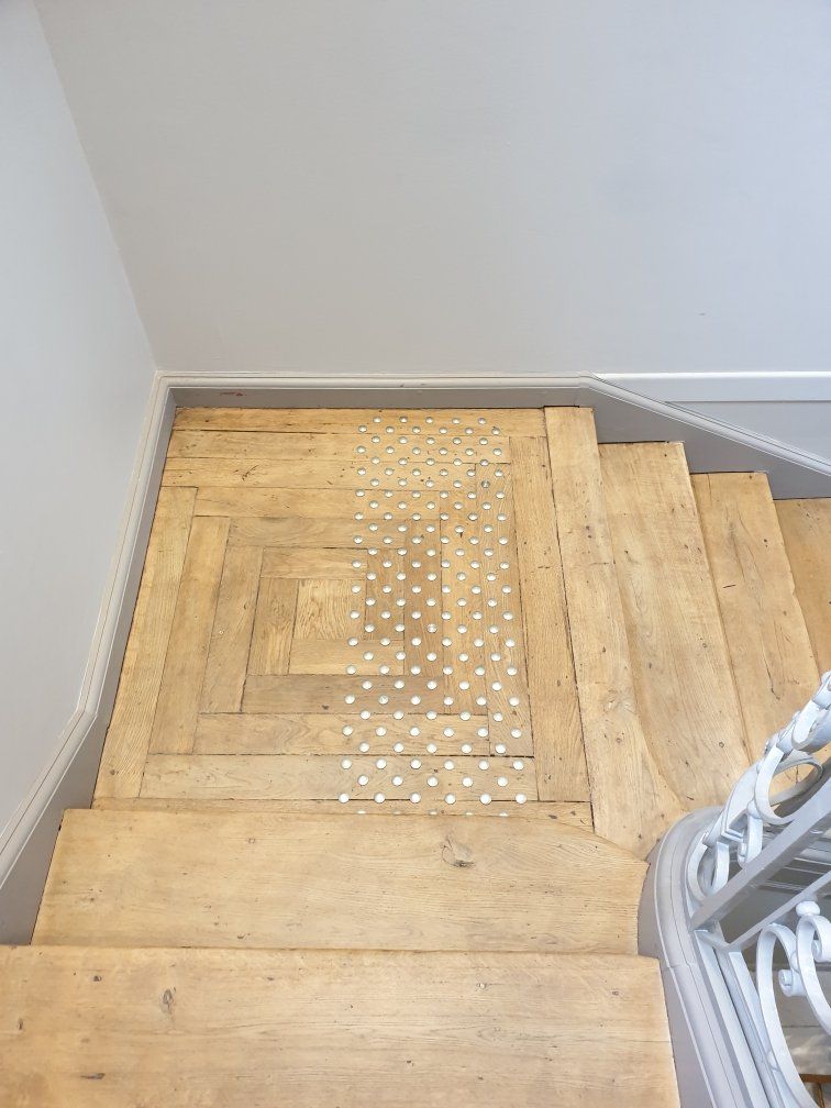 Pose clou podotactile