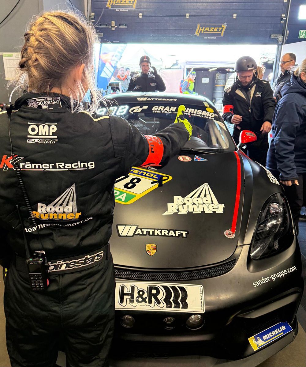 KKrämer Racing – finaler Check im Fahrerlager