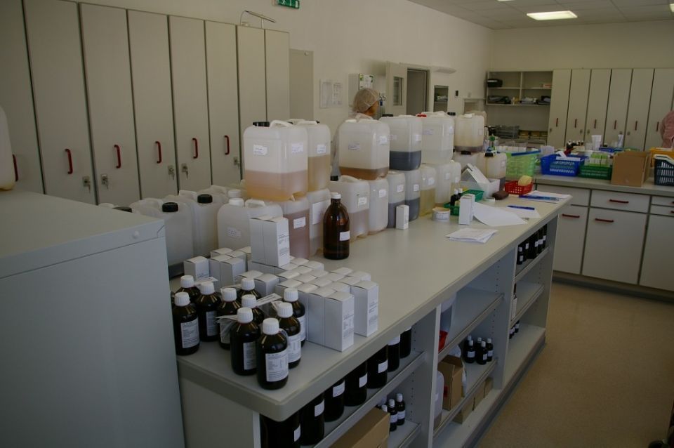 Praxis für ganzheitliche Diagnostik und Naturheilverfahren Schmidt Dresden Labor