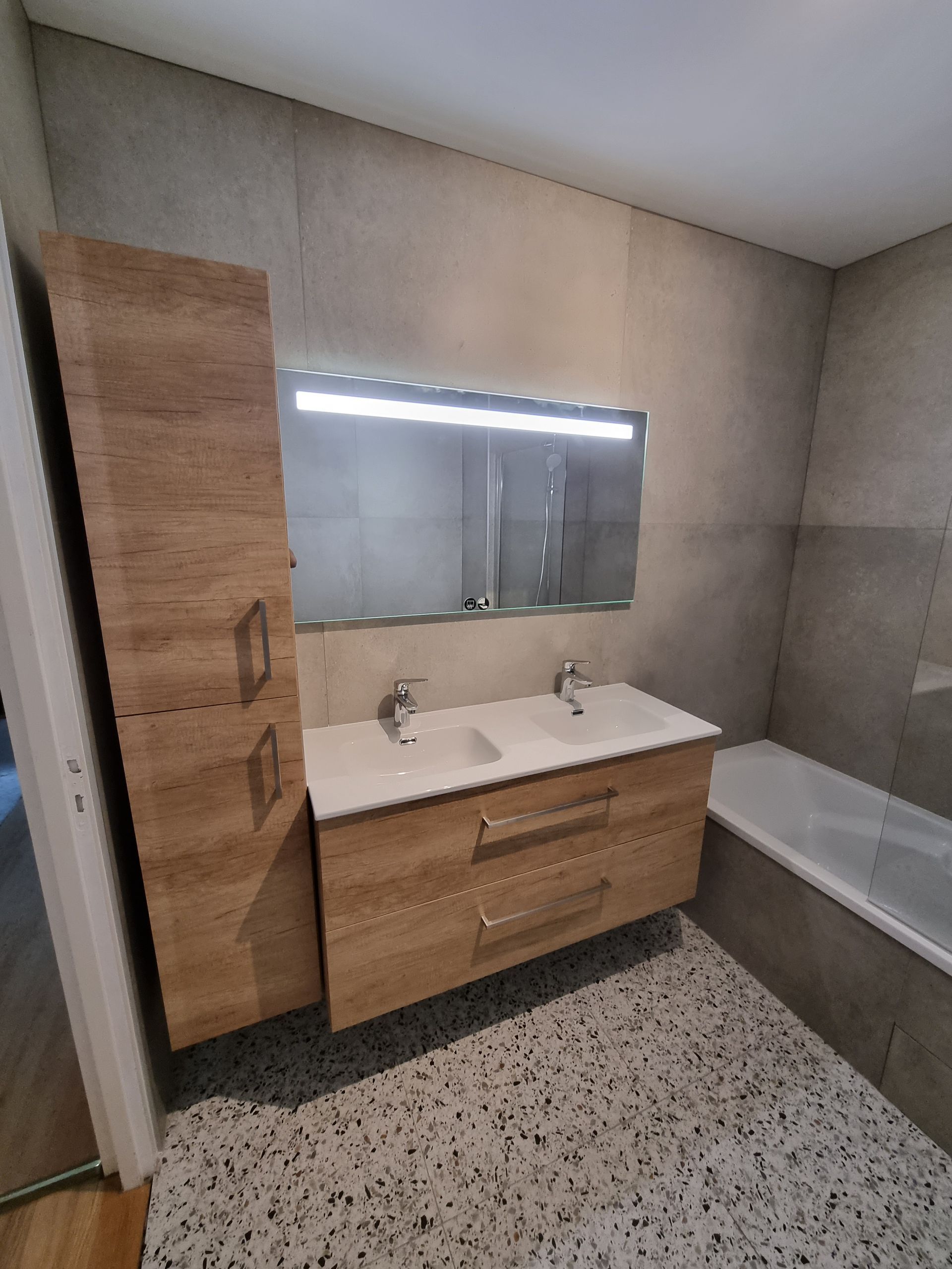 Salle de bains baignoire