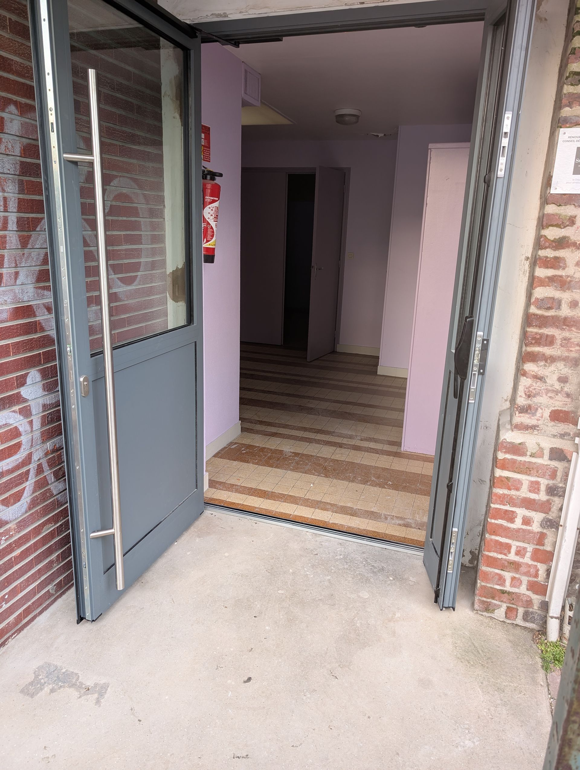 PORTE TIERCES OUVERTE