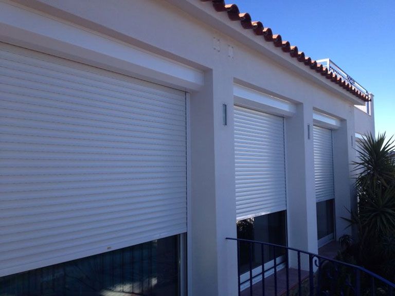 VOLET ROULANT MOTORISE