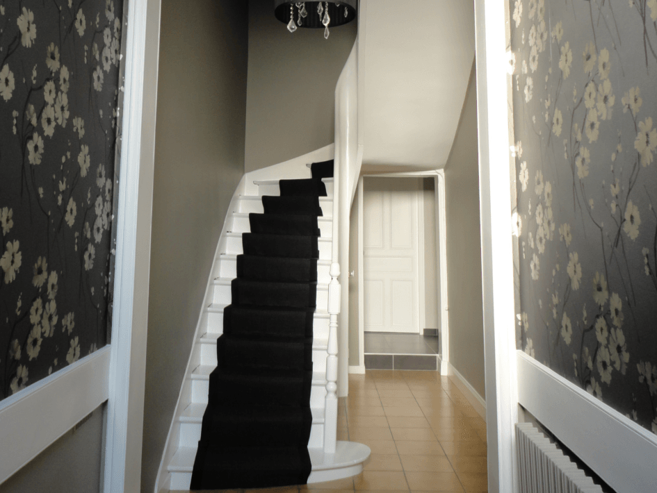 Escalier noir et blanc