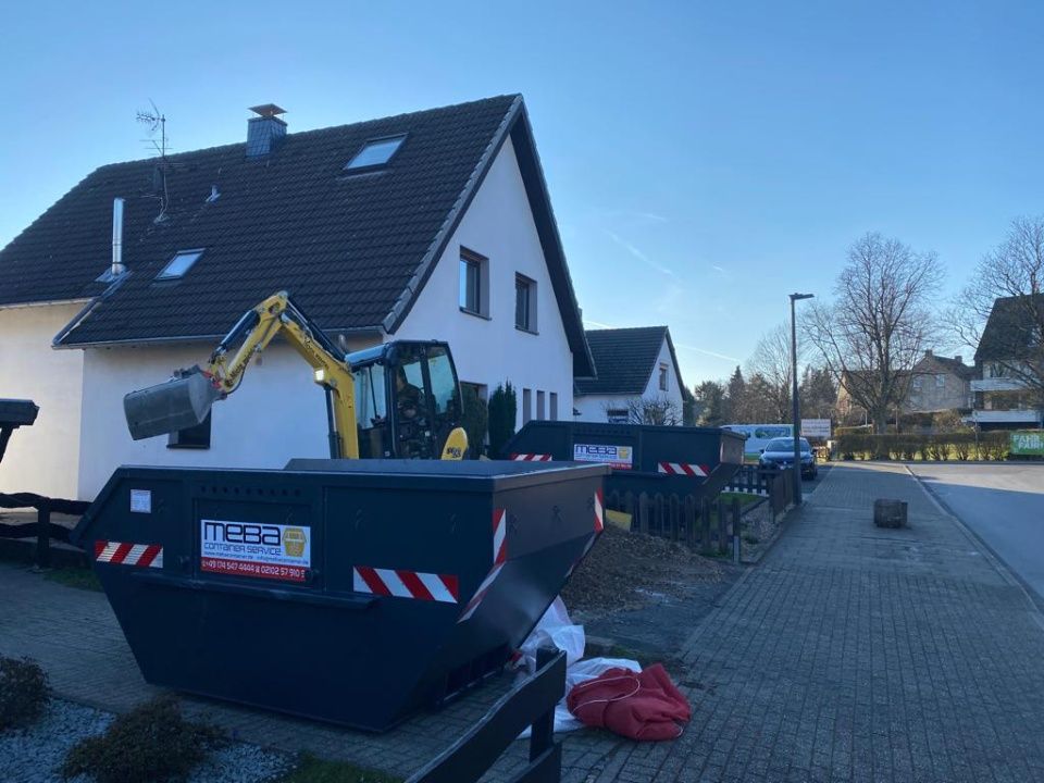 Abfall-Container von MEBA Containerservice