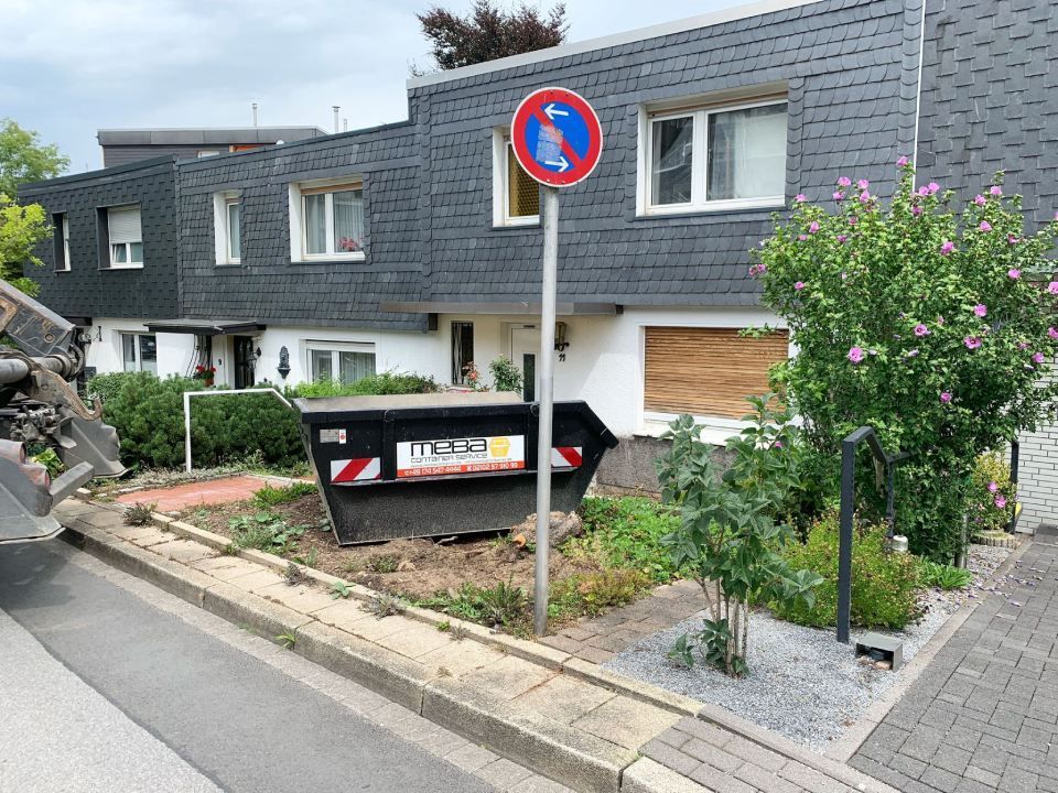 Abfall-Container von MEBA Containerservice