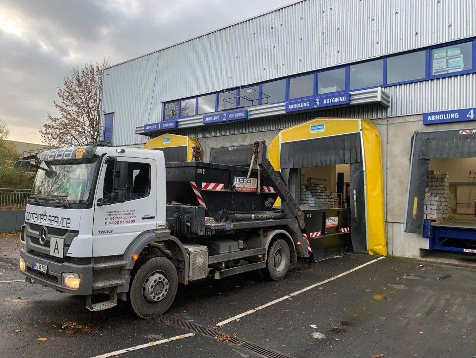 Lkw von MEBA Containerservice