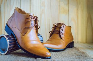 modische Herrenschuhe