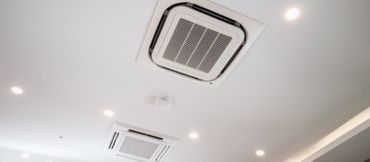 Lüftungsanlage in der Decke