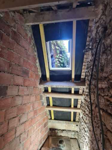 Travaux de pose d'un velux