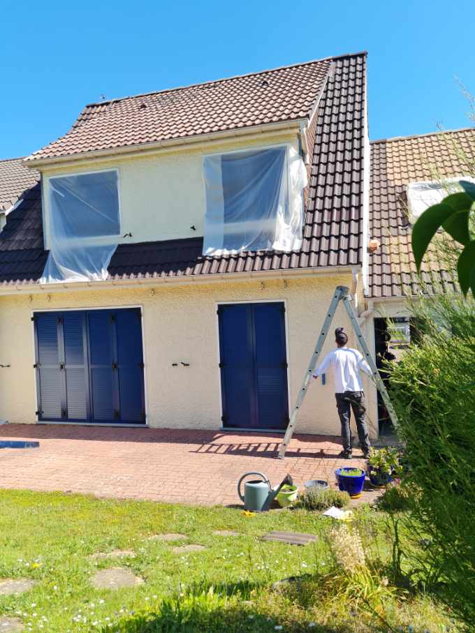 Nettoyage d'une façade de maison