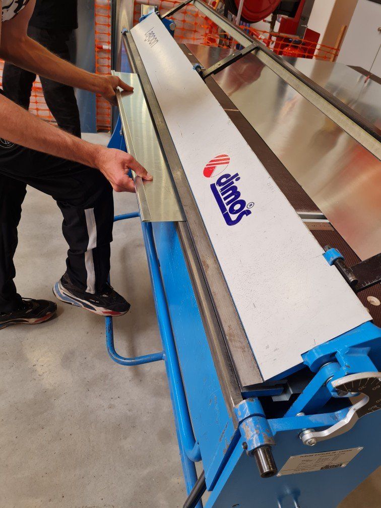 Mise en forme des pièces métalliques