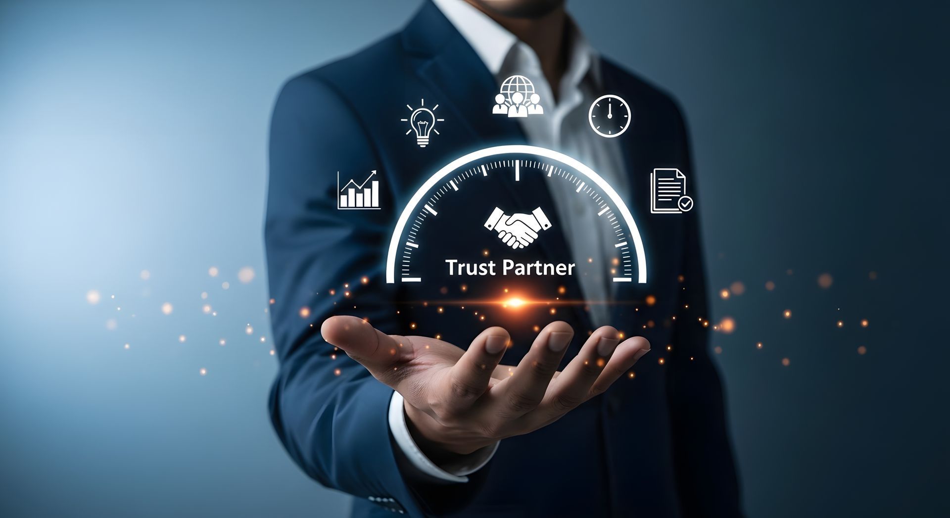 Un électricien en tenue de sécurité travaille sur les composants électriques d'une machine ; il utilise des outils. Milieu industriel.