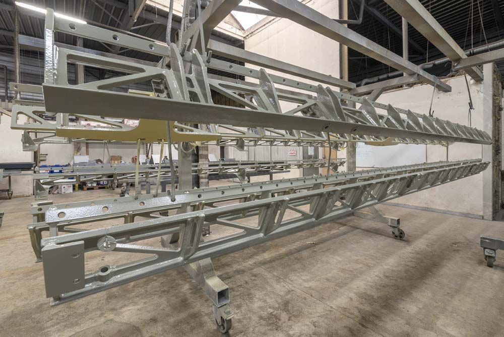 Grandes traverses métallisées