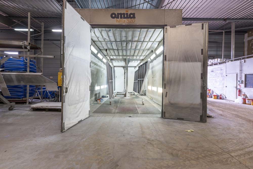 Cabine de peinture industrielle