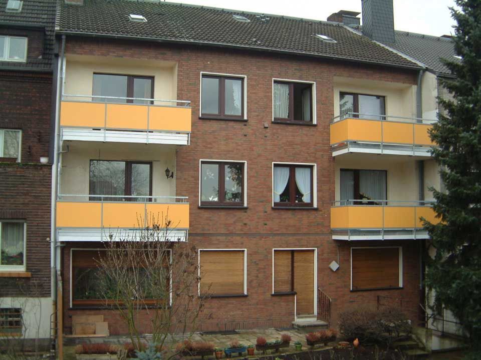 Stahl-Balkongeländer weiß