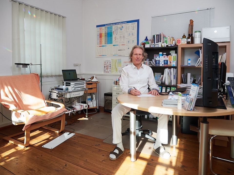 Inhaber der Heilpraxis für Schwingungsmedizin