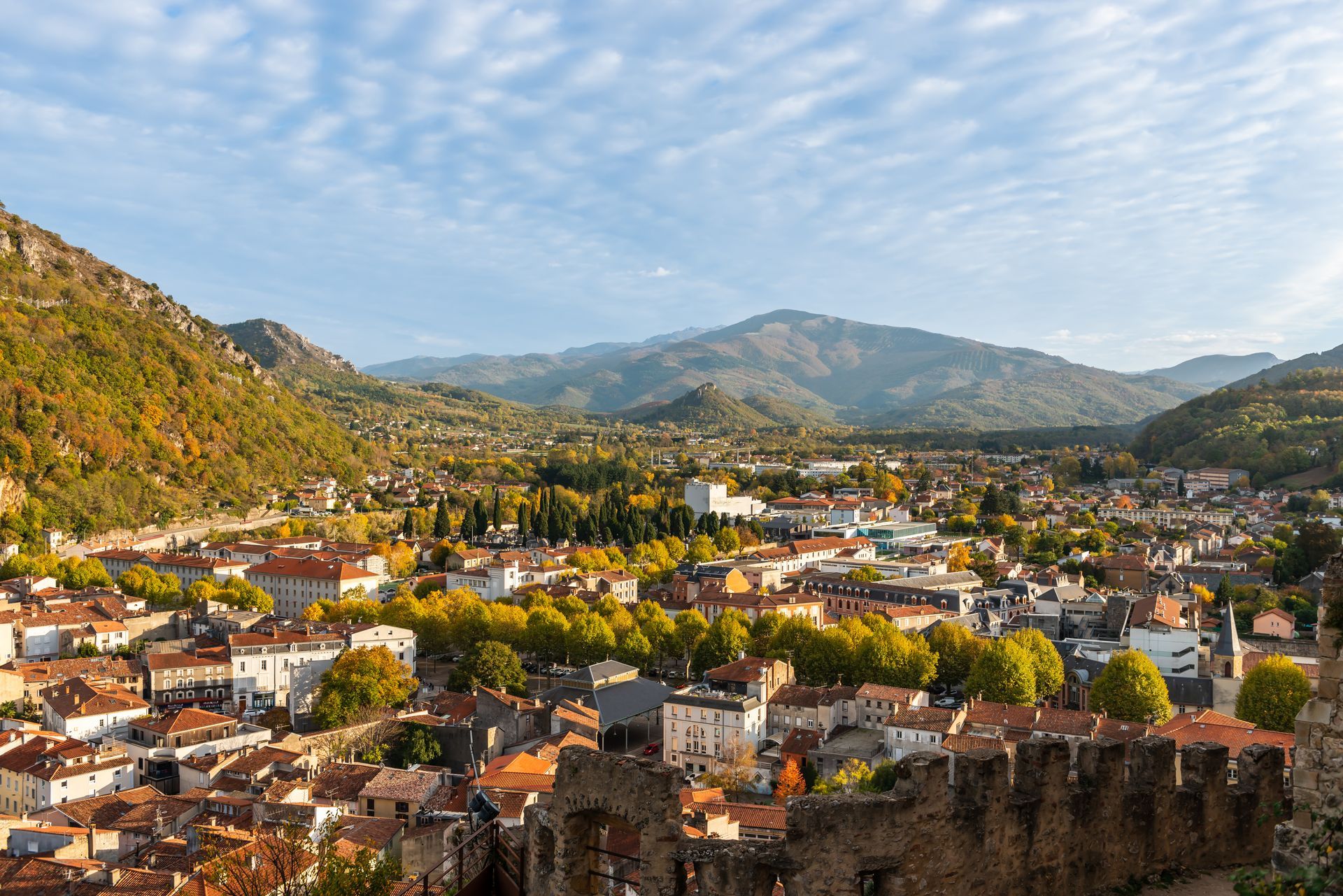 Vue sur la ville de Foix.