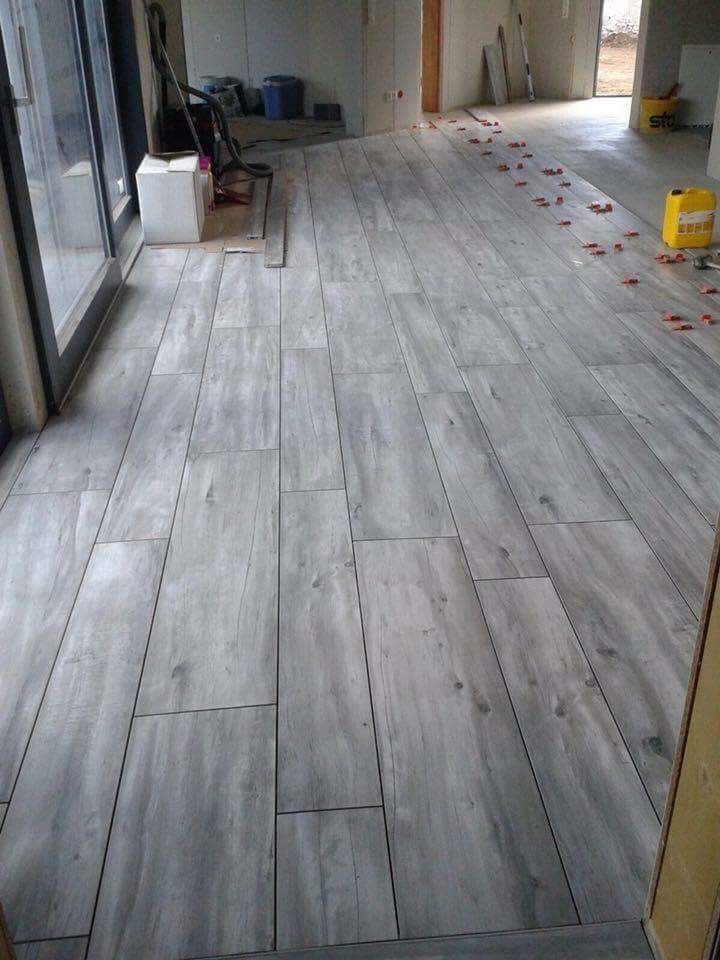 Carrelage à effet de parquet