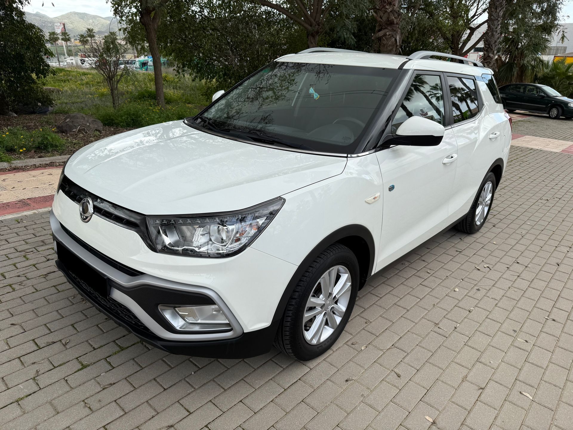 SSANGYONG XLV