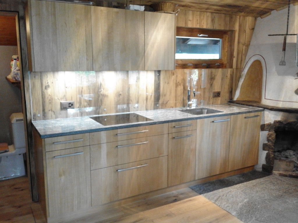 Küchenrücken - Glasteam GnbH - Döttingen