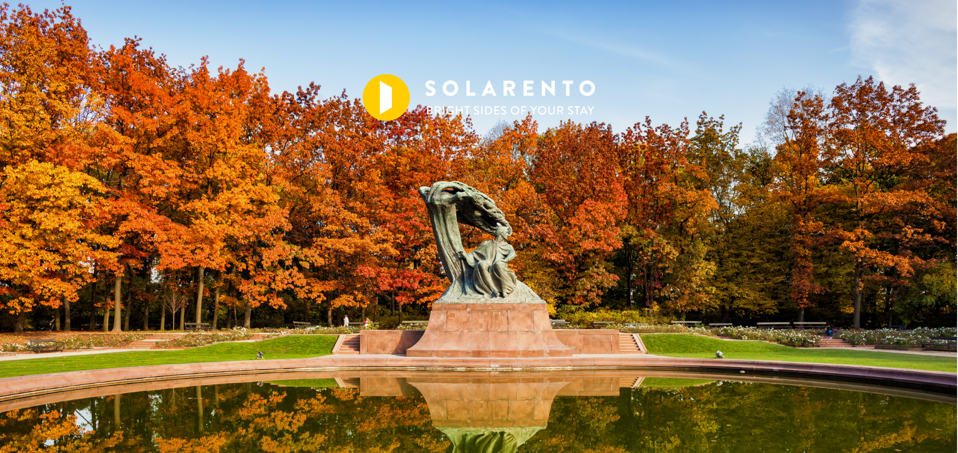 Warszawa jesienią - kolorowe drzewa i pomysł na weekendowy city break w stolicy.