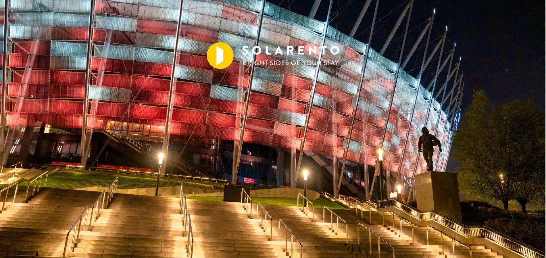 Stadion Narodowy w Warszawie nocą