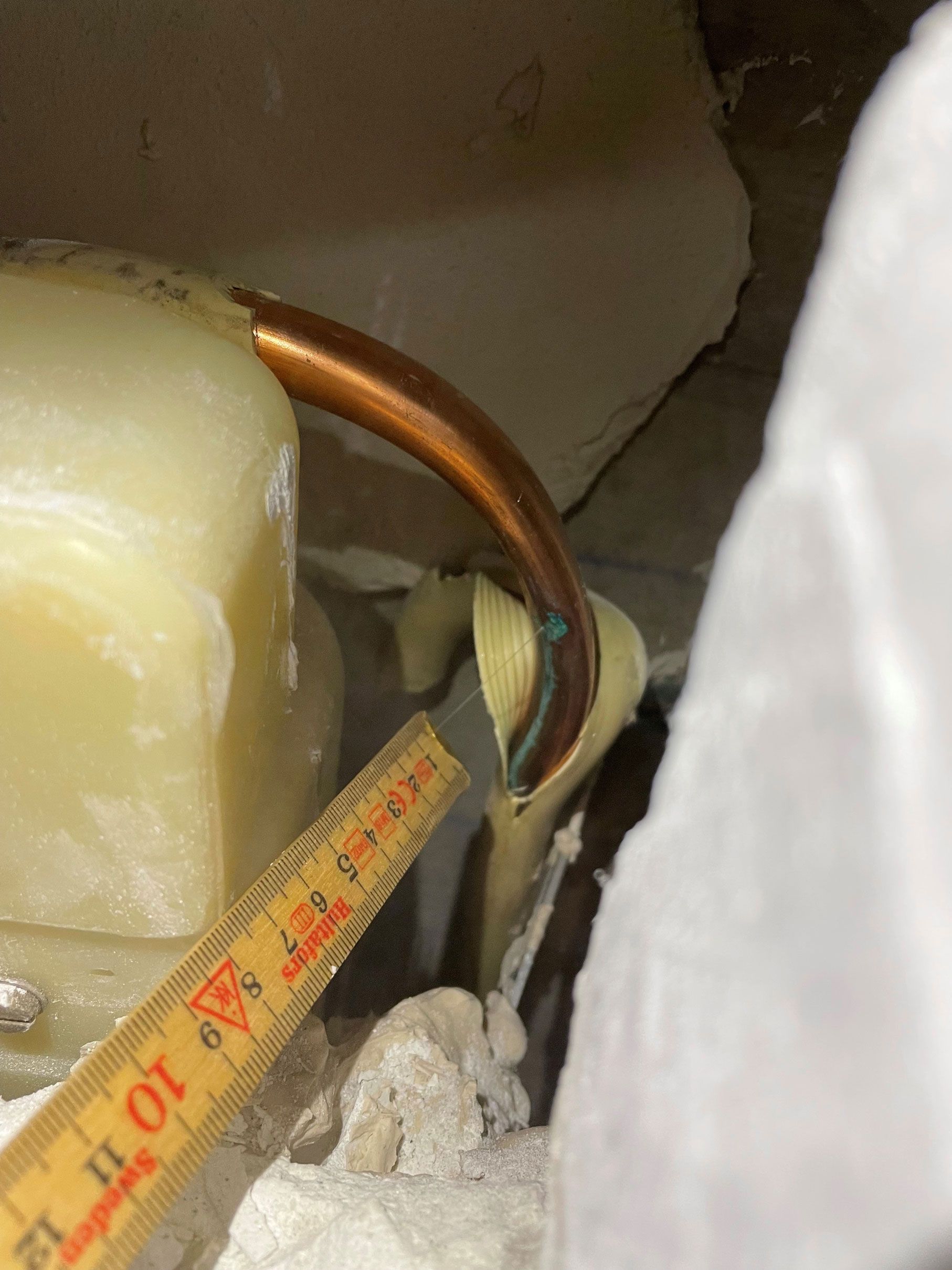 Détection et déshumidification en Valais - AMP Multiservices