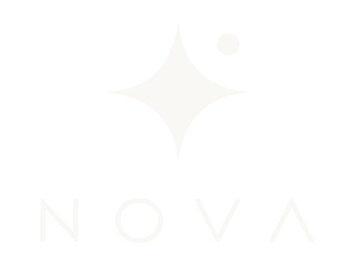 Logotipo minimalista con un icono de estrella de cuatro puntas y un pequeño círculo encima del texto.