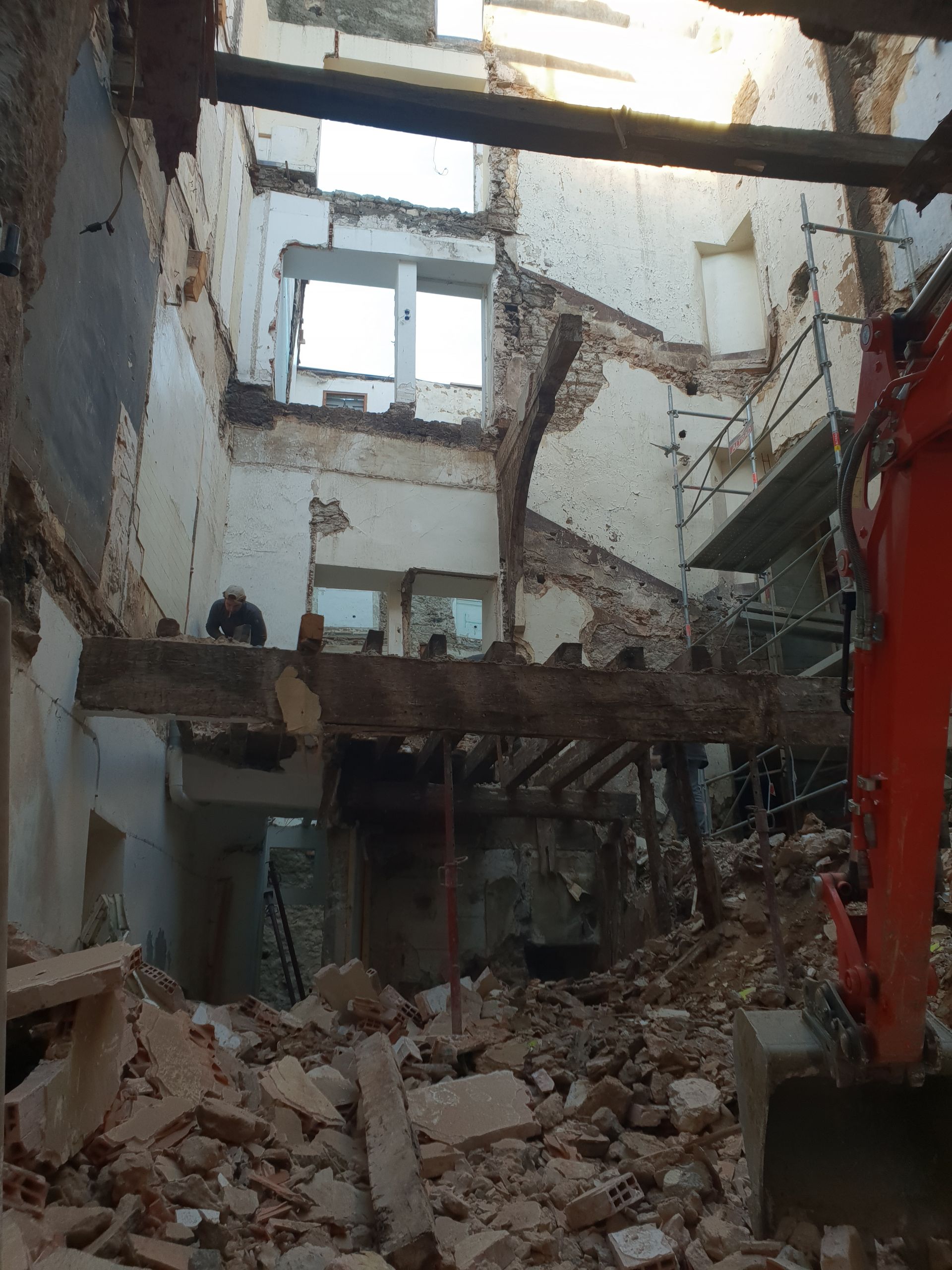 Travaux de démolition et rénovation