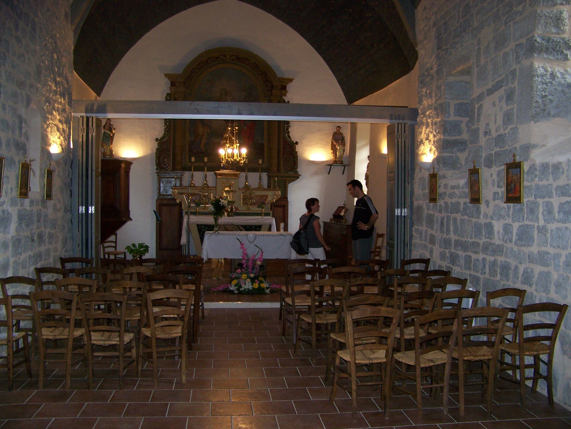 Intérieur d'église