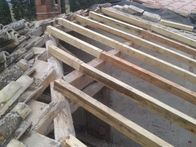 Zoom sur une réfection de charpente