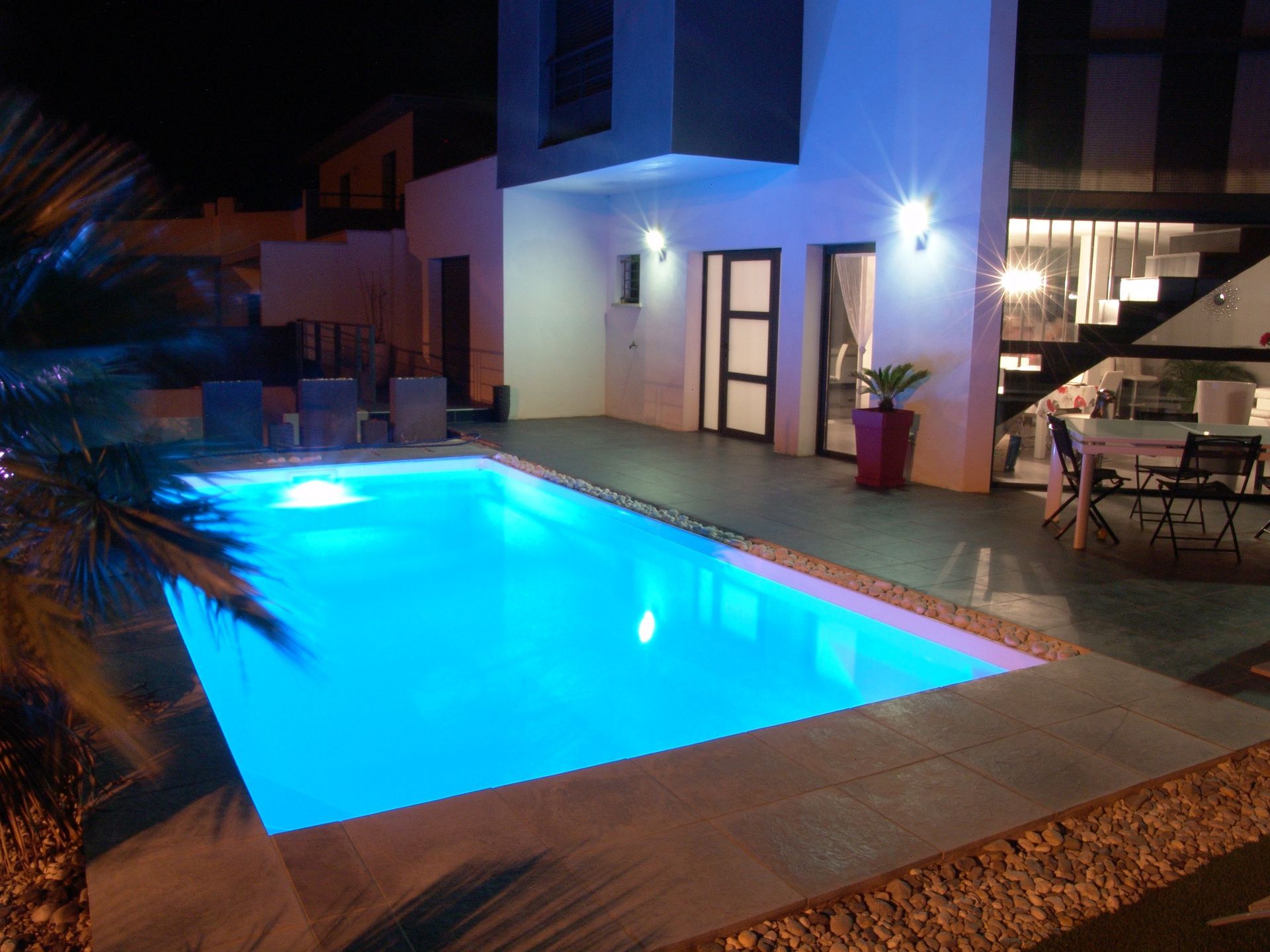 Aménagement autour d'une piscine