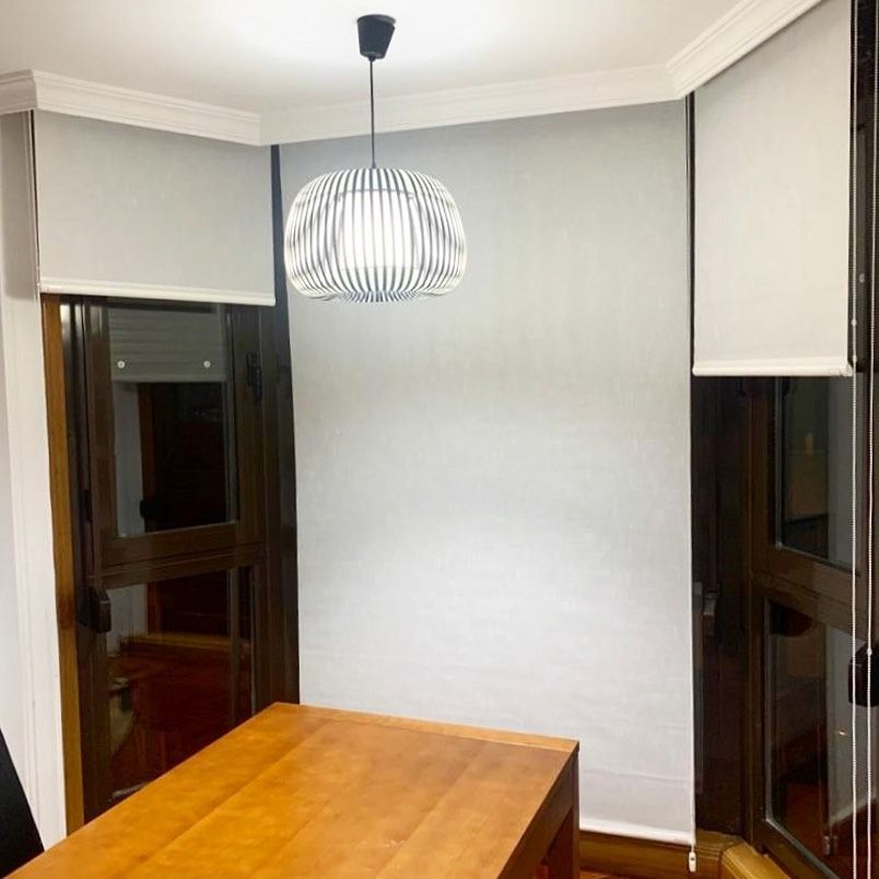 Cortinas, estores, enrollables a medida