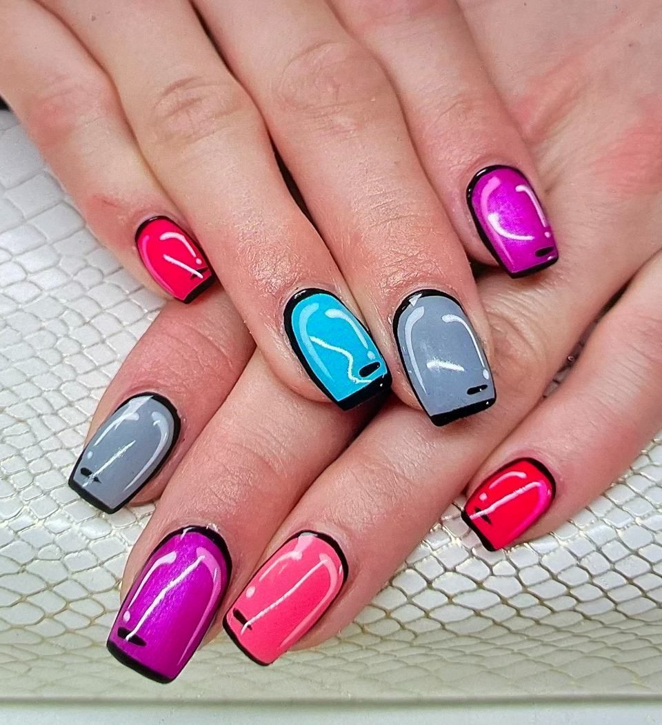 Nageldesign bunt