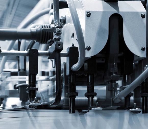 Un primer plano de una máquina que parece una persona.
