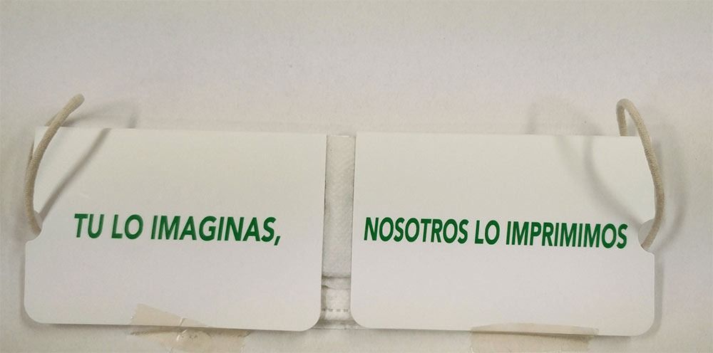 Two cards that say tu lo imaginas and nosotros lo imprimimos