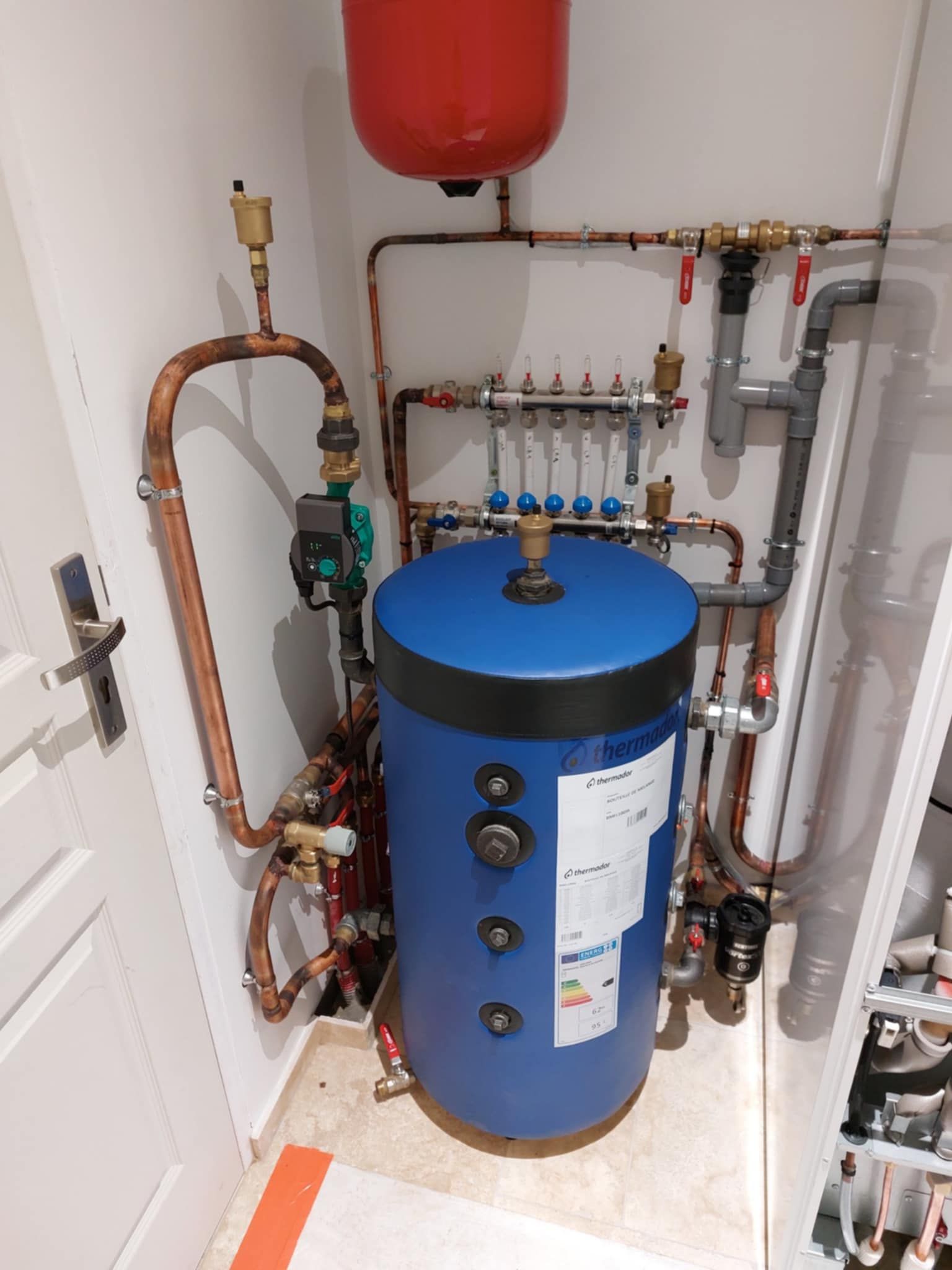 Tuyaux de raccordement d'une pompe à chaleur