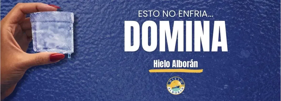 Mano sosteniendo un cuadrado humeante sobre un fondo azul con el texto “ESTO NO ENFRIA. DOMINA” y “Hielo Arán”