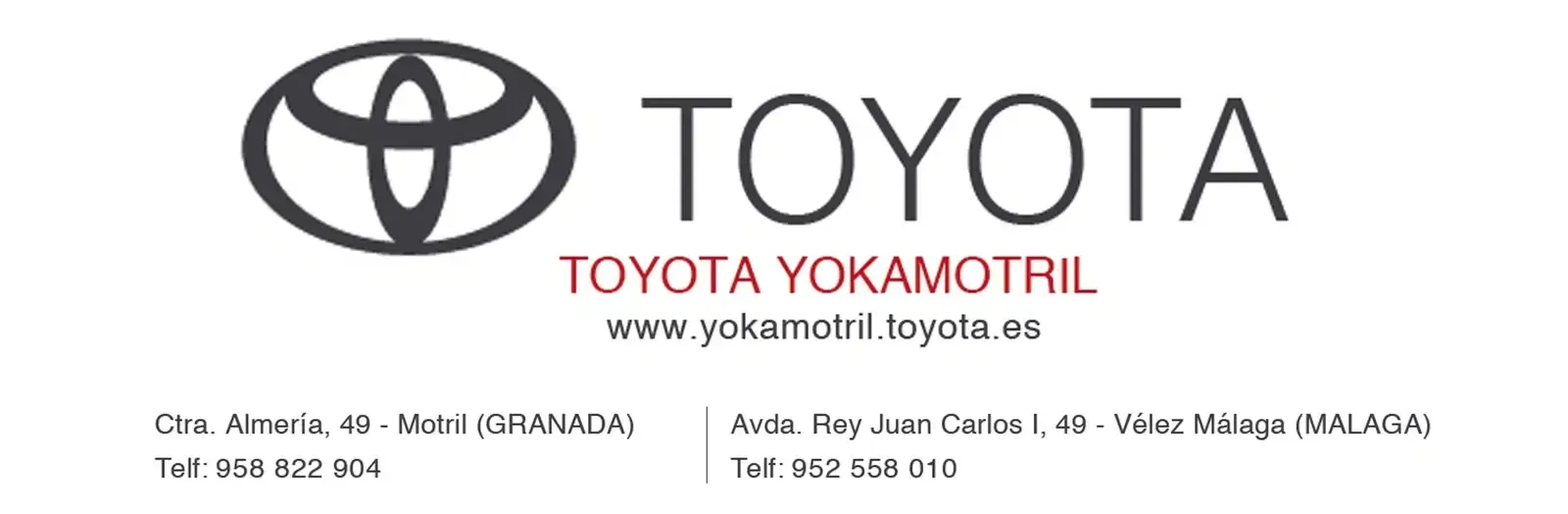 Logotipo de Toyota Yokomotor y datos de contacto del concesionario en una pancarta blanca.