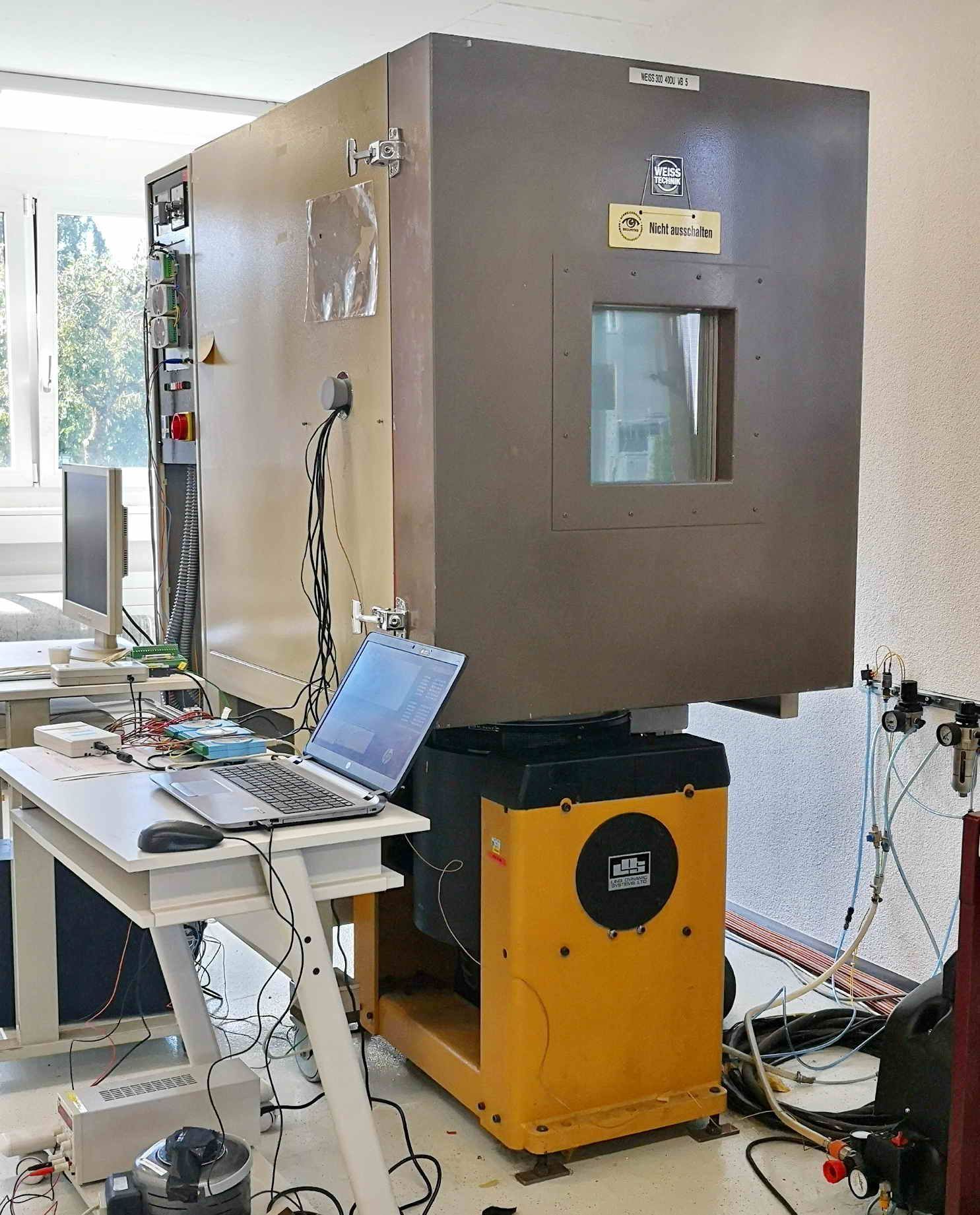 Vibration, Umweltprüfung & Testengineering - TEA AG in Wetzikon