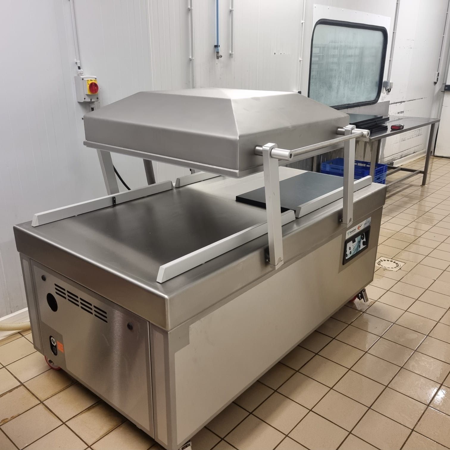 Une machine de mise sous vide