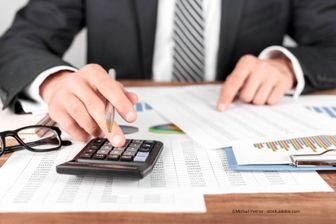 Steuerberater bei der Arbeit