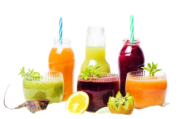 Una mesa cubierta con botellas de jugo y fruta.