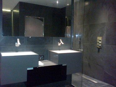 Salle de bains contemporaine