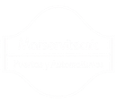 Logotipo blanco tipo insignia, con el contorno de un tejado y texto tenue en el interior.