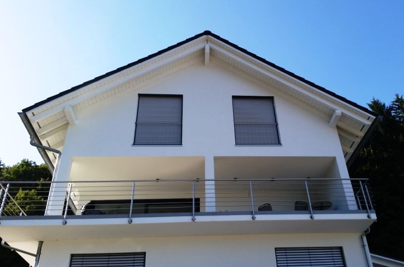 Modernes Holzhaus mit Einliegerwohnung - Bild 3